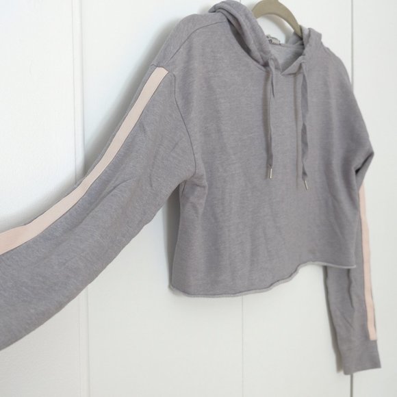 Light Grey Cropped Hoodie - Picture 3 of 6